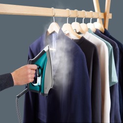 Centro de Planchado a Vapor Rowenta Compact Steam Pro DG7623 2200W