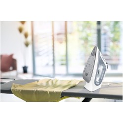 Plancha de Vapor Braun TexStyle 3 SI 3054 2400W