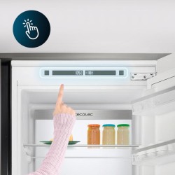 Frigorífico Combi Integrable Cecotec Bolero CoolMarket Combi BI-D FLW 267 E Capacidad de 267 Litros