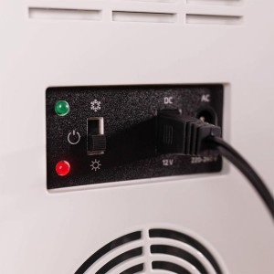 Mini Kühlschrank Cecotec Bolero MiniCooling 6 Liter Bahamas White  Kompatibel Autos/Wohnwagen 12 V-220 V