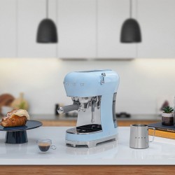 Cafetera Espresso Smeg ECF02PBEU