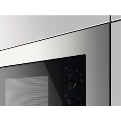 Zanussi ZMSN5SX Einbau-Mikrowelle – 17 Liter, 700 W