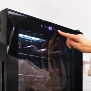 Vinoteca Cecotec Bolero GrandSommelier 2050 Black Compressor