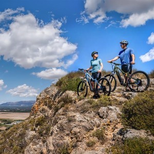 Elektrisches Fahrrad Cecotec Mountain Supreme Mountain mit abnehmbarem Akku und 120 km Autonomie