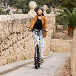 Bicinete Eléctrico Cecotec Urban 1000 W con Autonomía de 50 Km