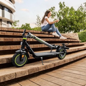 Patinete Eléctrico Cecotec Bongo D30 650 W con Autonomía de 30 Km