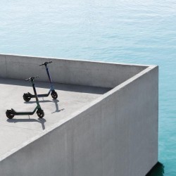 Patinete Eléctrico Cecotec Bongo X65 Connected 1000 W con Autonomía de 65 Km y APP