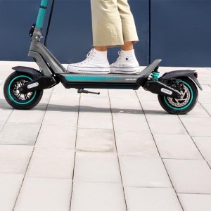 Patinete Eléctrico Cecotec Bongo Y45 Connected 750 W con Autonomía de 45 Km y APP