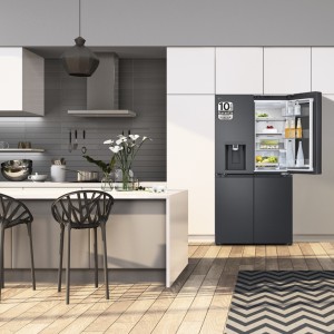 Amerikanischer Kühlschrank Combi LG GMG961EVKE Schwarz Kapazität von 463 Liter