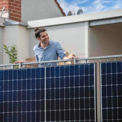 LIGHTMATE Selbstverbrauchs-Solarkit für den Balkon (370 oder 740 W)