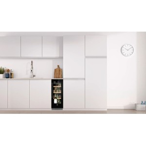 Einbau-Weinkühlschrank Balay 3WUF073B für 21 Flaschen 82x30x57 cm