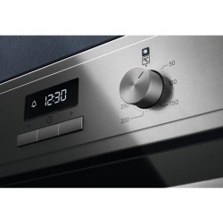 Horno Multifunción Pirolítico Electrolux EOF3H54X Serie 500 SurroundCook 72 Litros de Capacidad