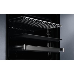 Multifunktionsofen Electrolux OEF5H50BK Schwarzes Glas 72 Liter Kapazität
