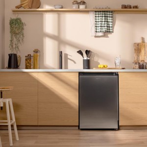 Cecotec Bolero CoolMarket TF 97 Inox Vertikal-Gefrierschrank mit einem Fassungsvermögen von 97 Litern