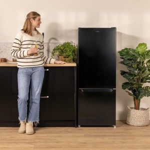 Frigorífico Combi Cecotec Bolero CoolMarket Combi 205 DF Black E Capacidad de 205 Litros
